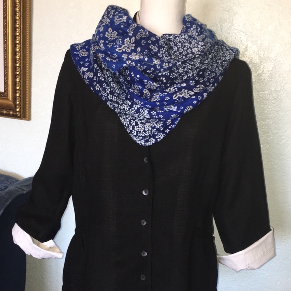 Eileen Fisher black blazer. Bust:22”, Length 24” - Picture 4 of 8